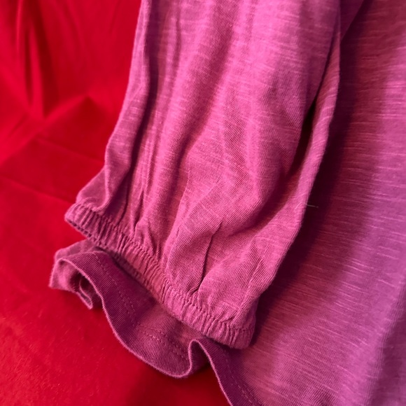 Ladies top - Picture 4 of 4